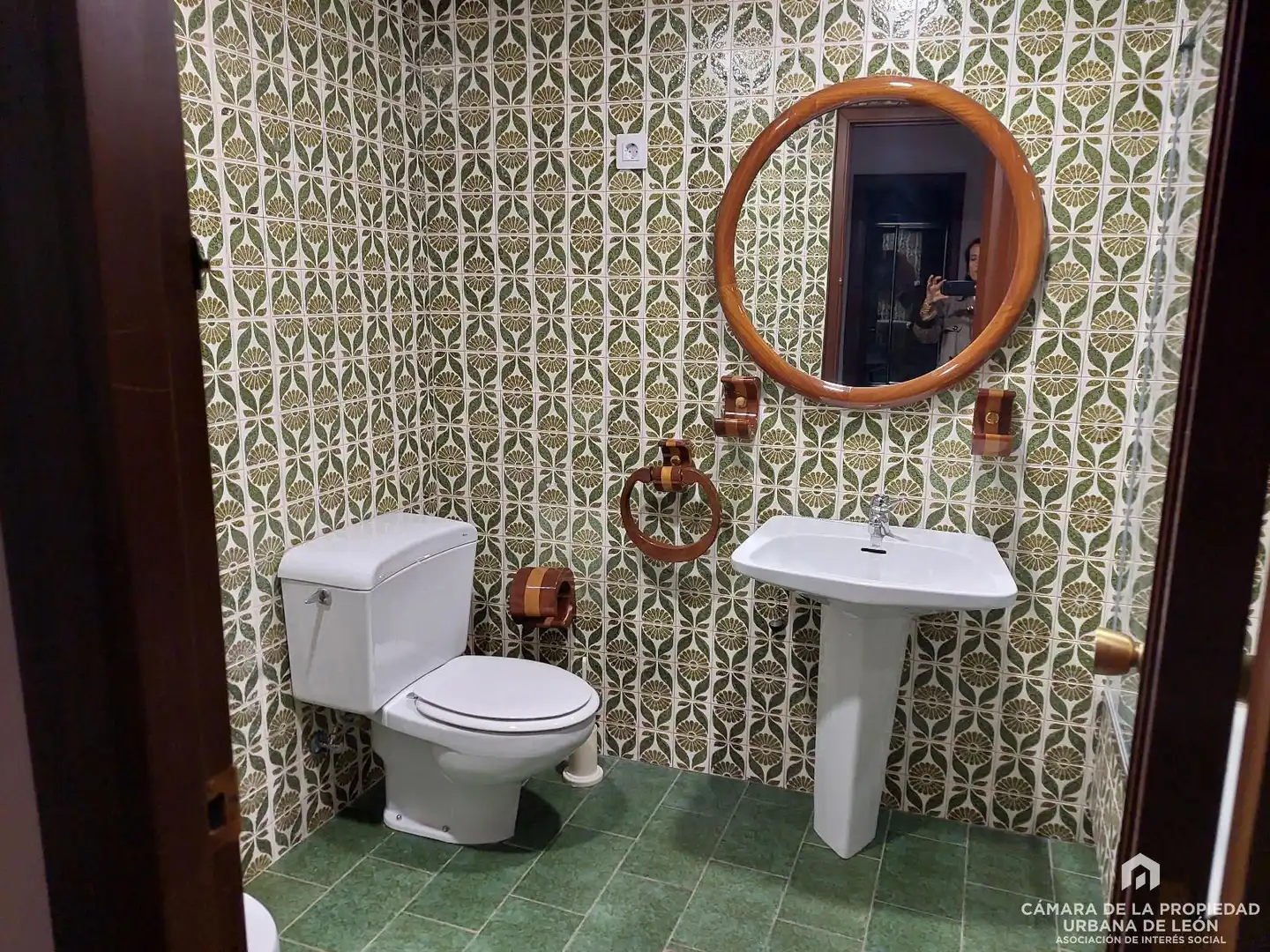 Badezimmer von Wohnung zur Miete in León Capital  mit Heizung und Möbliert