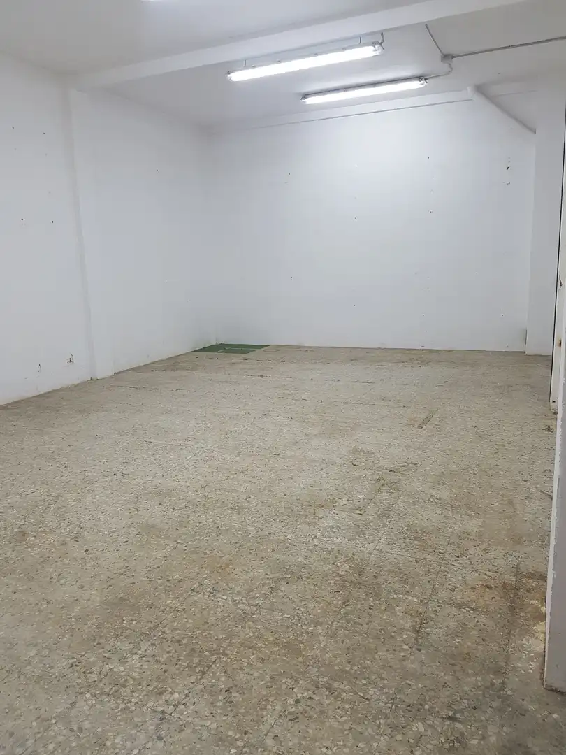 Business premises for sale in Carrer Aneto 5, imagen 12