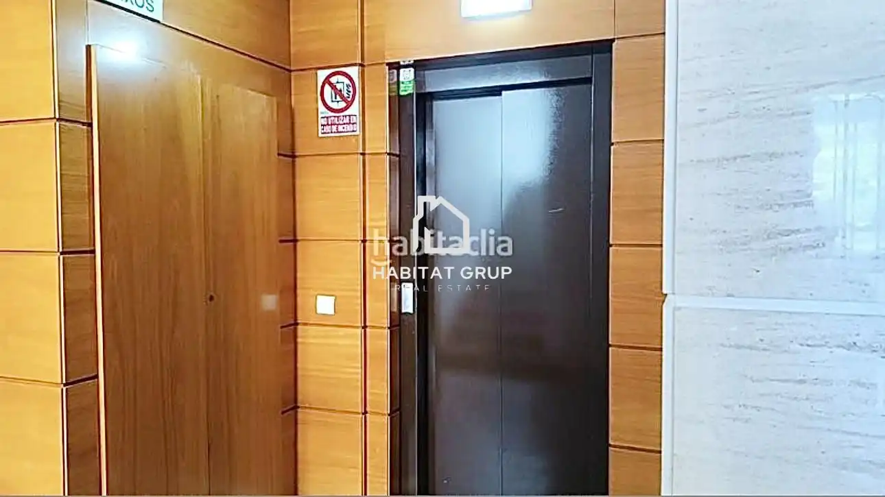 Maisonette zum Verkauf in Lloret de Mar mit Klimaanlage, Heizung und Terrasse