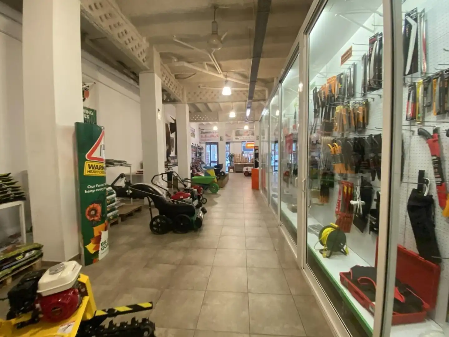 Local comercial de lloguer a Barcelona - Alí Bei, imagen 2