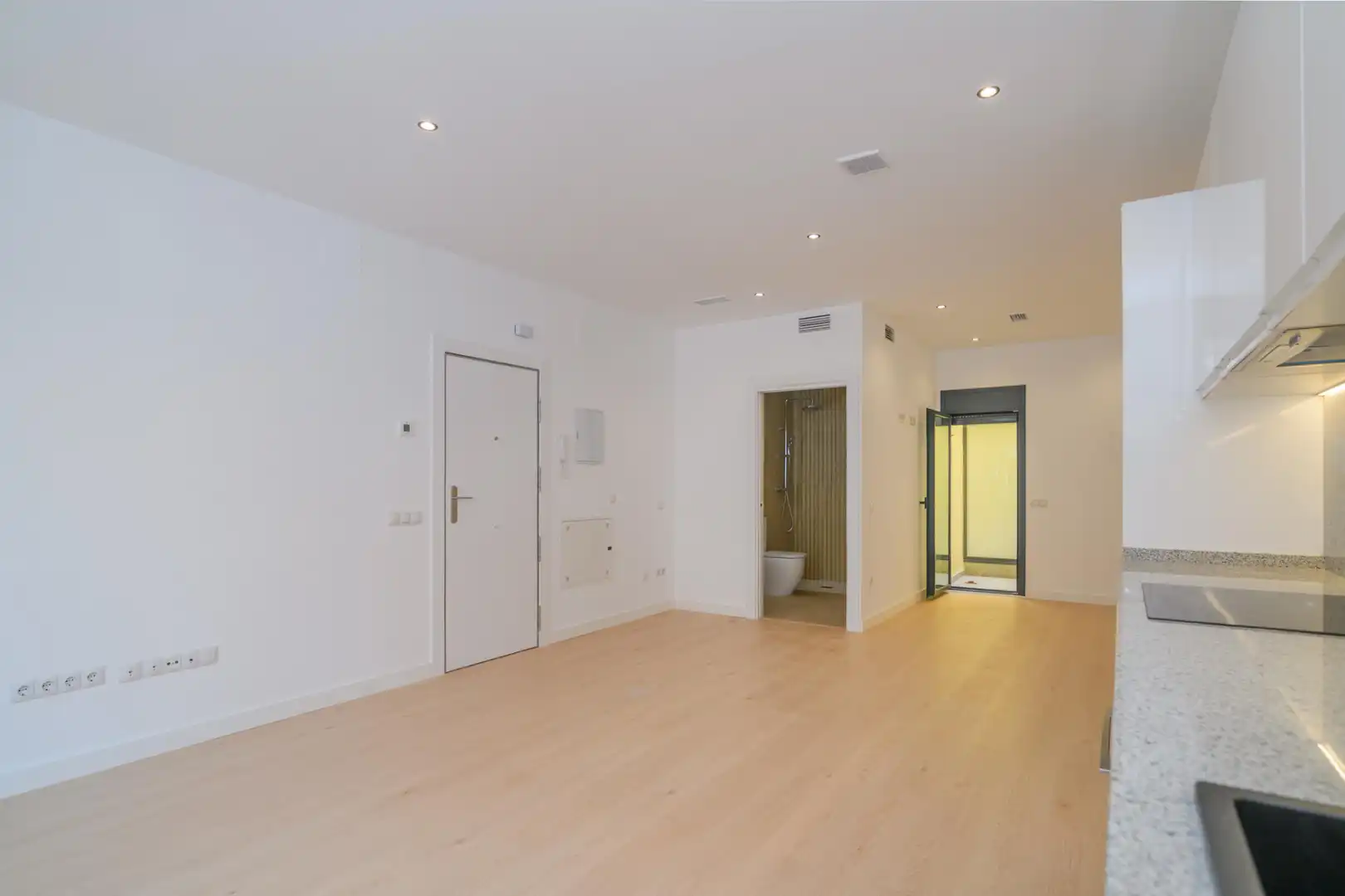 Flat with lift for sale in Carrer Victòria 95, imagen 8