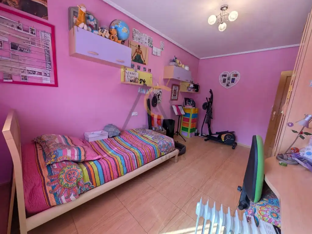 Casa amb jardí en venda a Avenida Castilla De, imagen 18