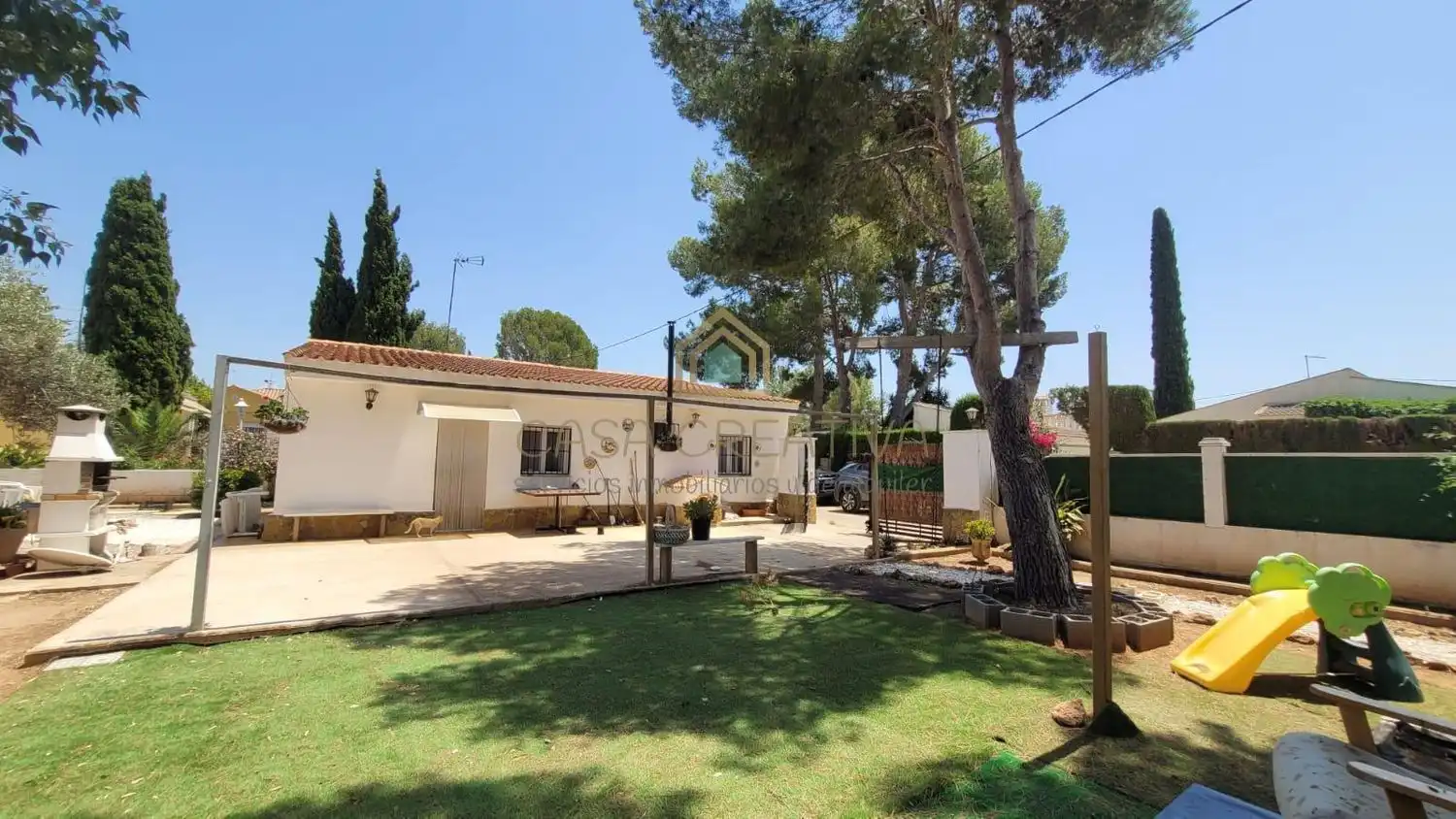Casa o chalet de alquiler en Calle Segart, Los Pinares - La Masia