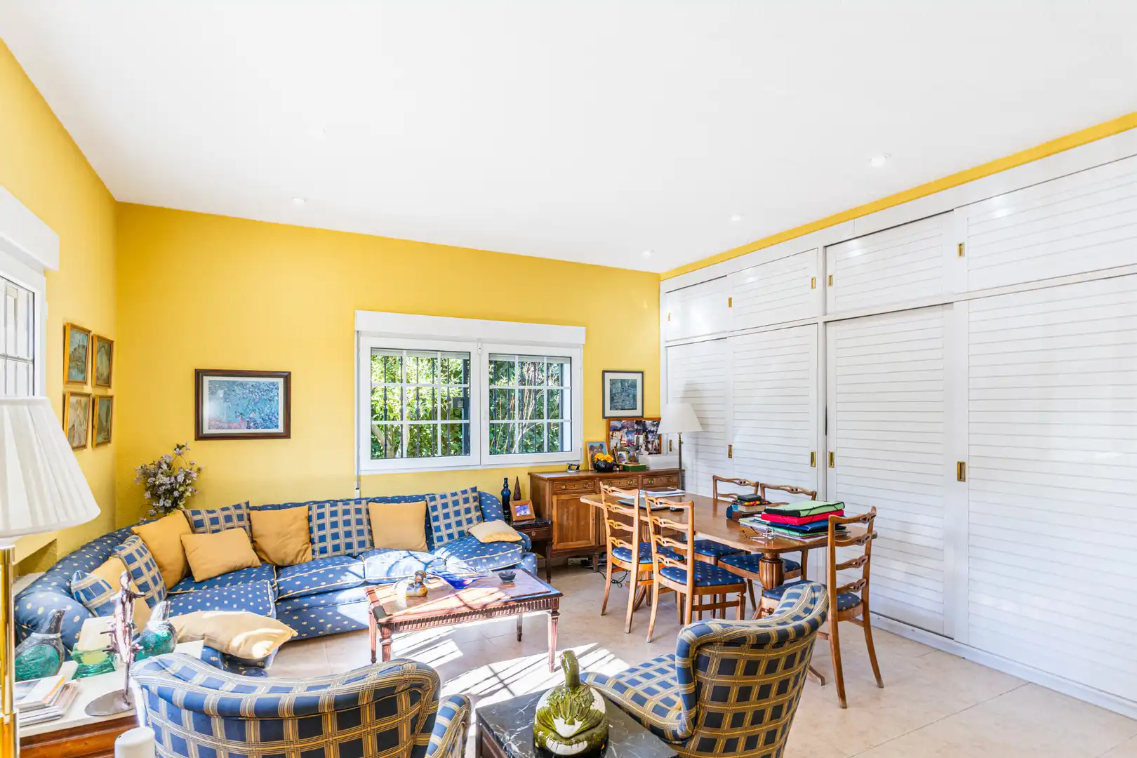 Living room of Houses for sale in Las Rozas de Madrid  with Air Conditioner, Heating and Private garden