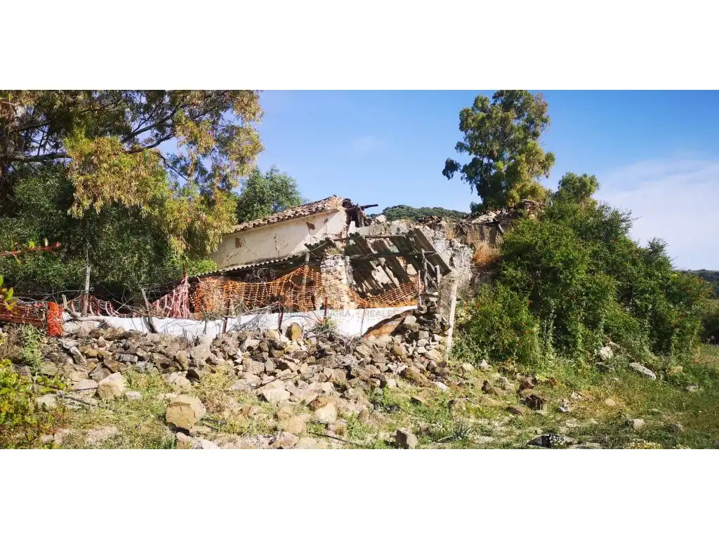 Vista exterior de Casa o chalet en venta en Benadalid