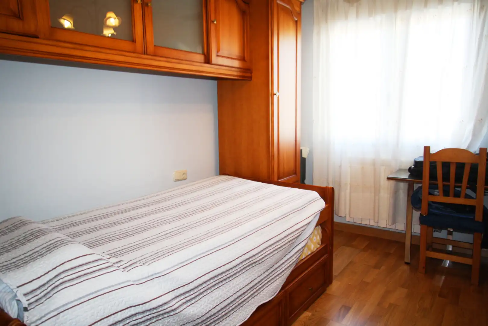 Habitación de Casa adosada en venta en Albacete con Aire acondicionado, Calefacción y Terraza