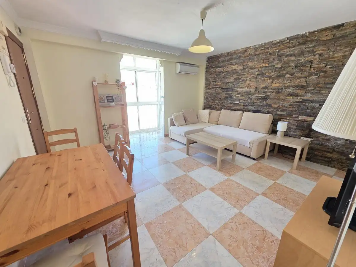 Sala d'estar de Apartament en venda en Fuengirola amb Aire condicionat, Calefacció i Terrassa