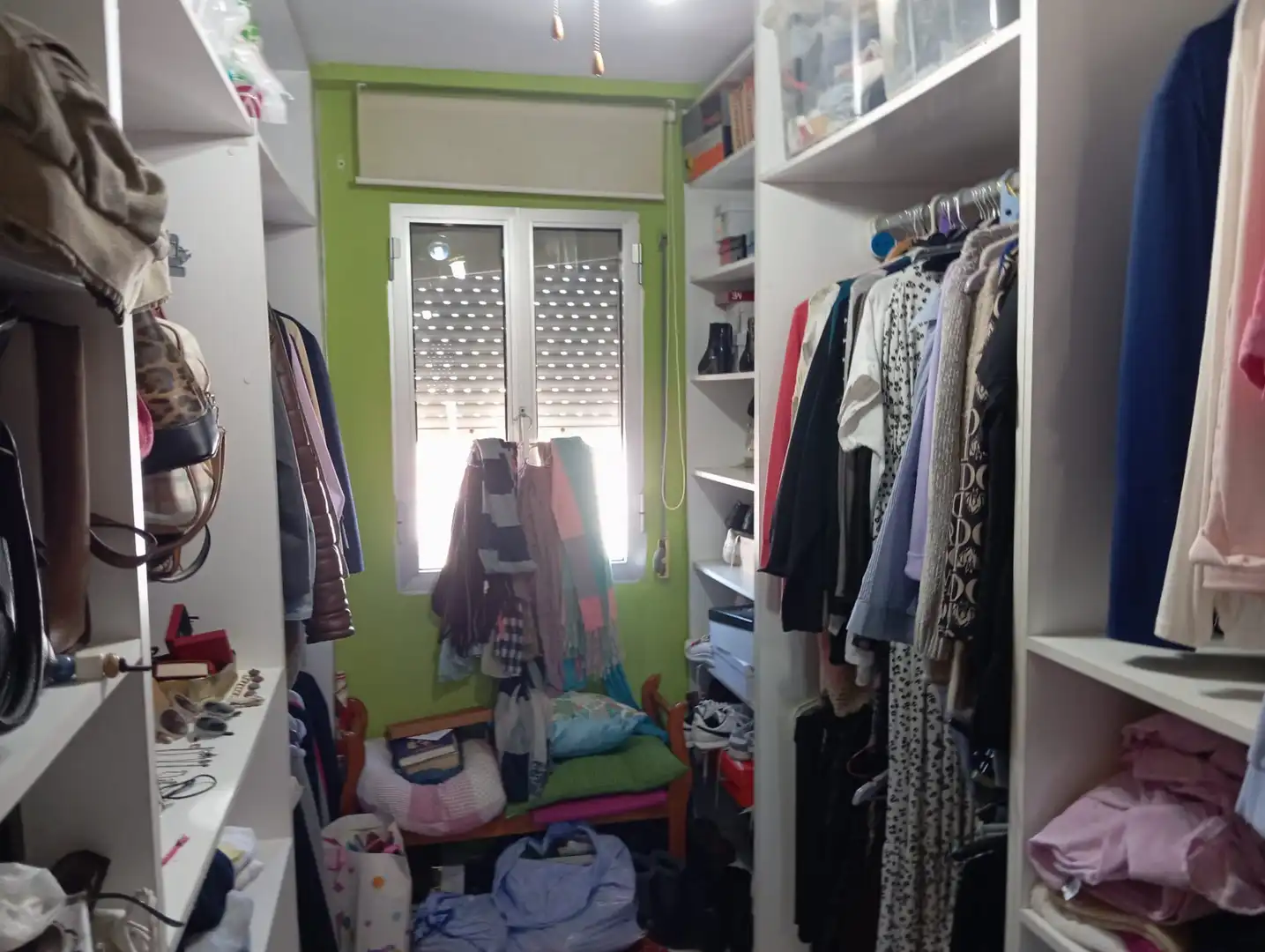 Bedroom of Flat for sale in Sevilla  with Air Conditioner, Private garden and Furnished