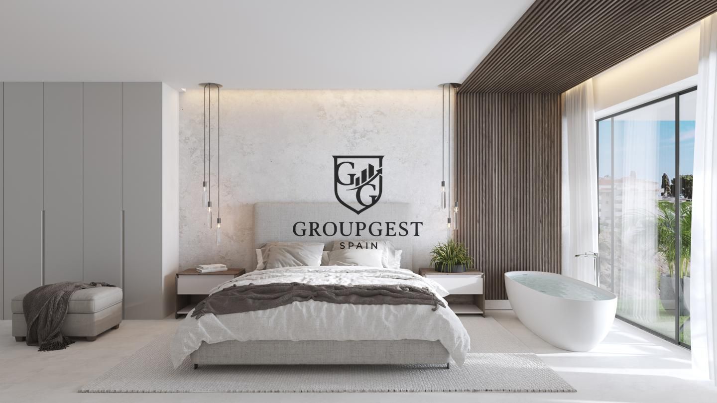 Dormitori de Casa o xalet en venda en Fuengirola amb Jardí privat i Traster