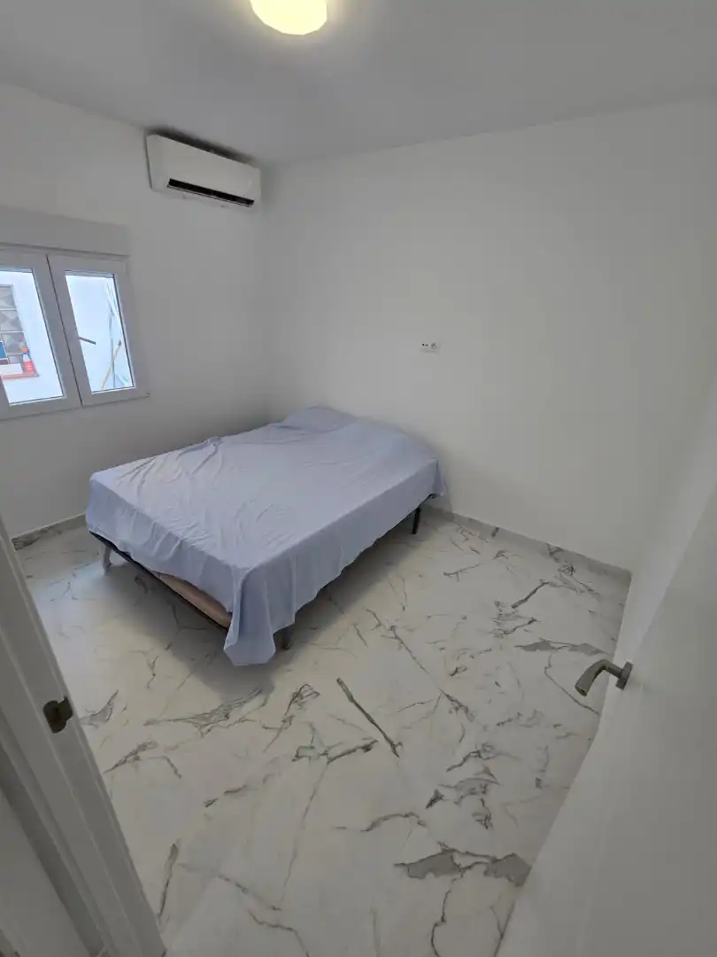Dormitori de Casa o xalet en venda en La Zubia amb Aire condicionat i Jardí privat