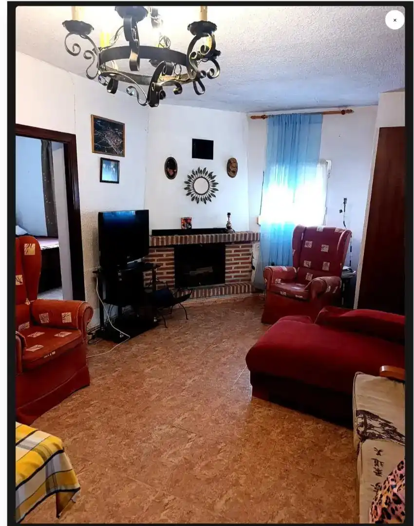 Sala de estar de Casa o chalet en venta en Juarros de Voltoya con Jardín privado, Parquet y Trastero