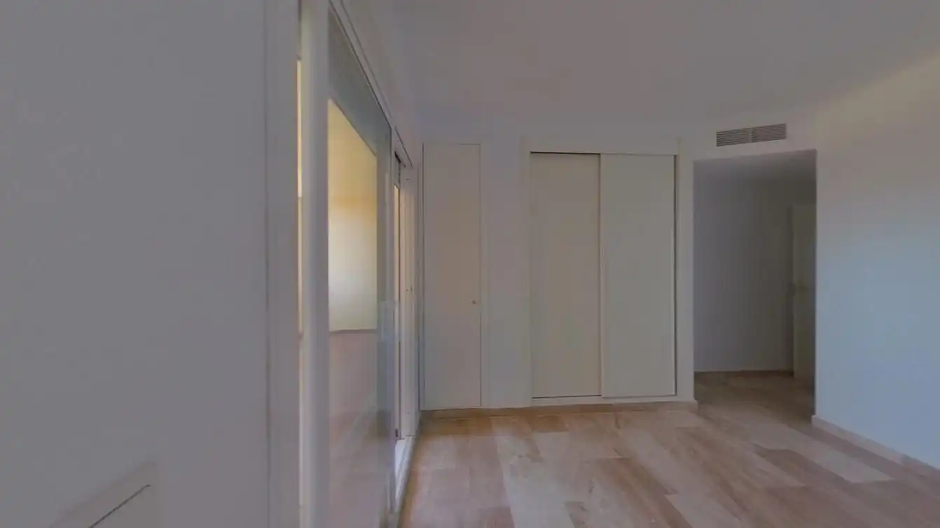 Bedroom of Flat for sale in Mijas