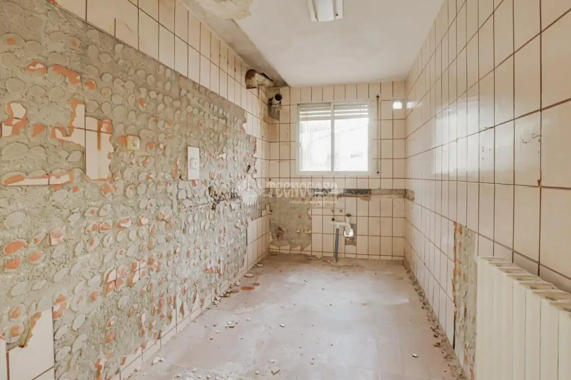 Badezimmer von Einfamilien-Reihenhaus zum Verkauf in Terrassa mit Terrasse