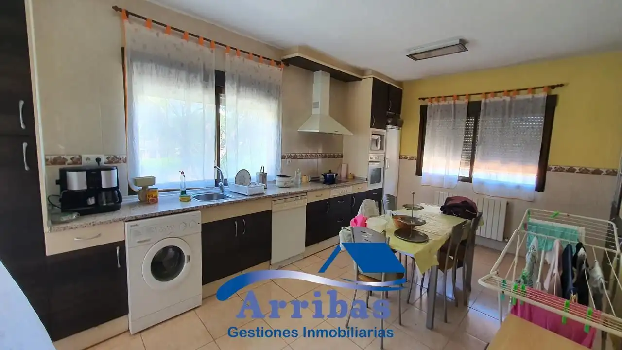 Cocina de Casa o chalet en venta en Almorox con Aire acondicionado, Calefacción y Jardín privado
