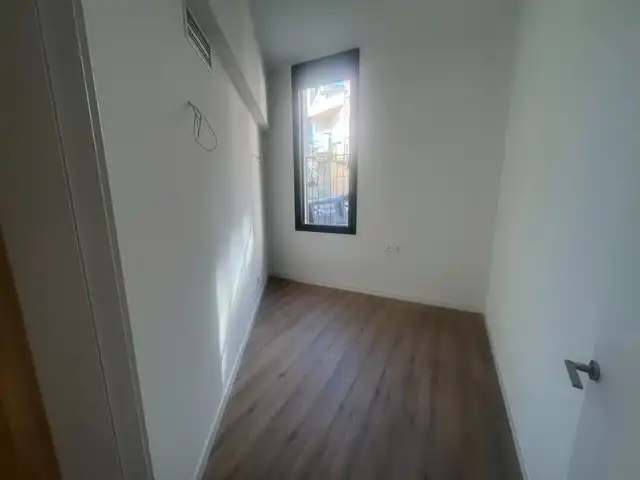 Schlafzimmer von Erdgeschoss zur Miete in Rubí mit Klimaanlage, Heizung und Parkett