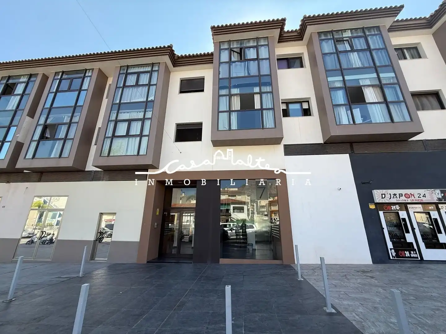 Vista exterior de Piso en venta en La Nucia con Terraza, Amueblado y Balcón