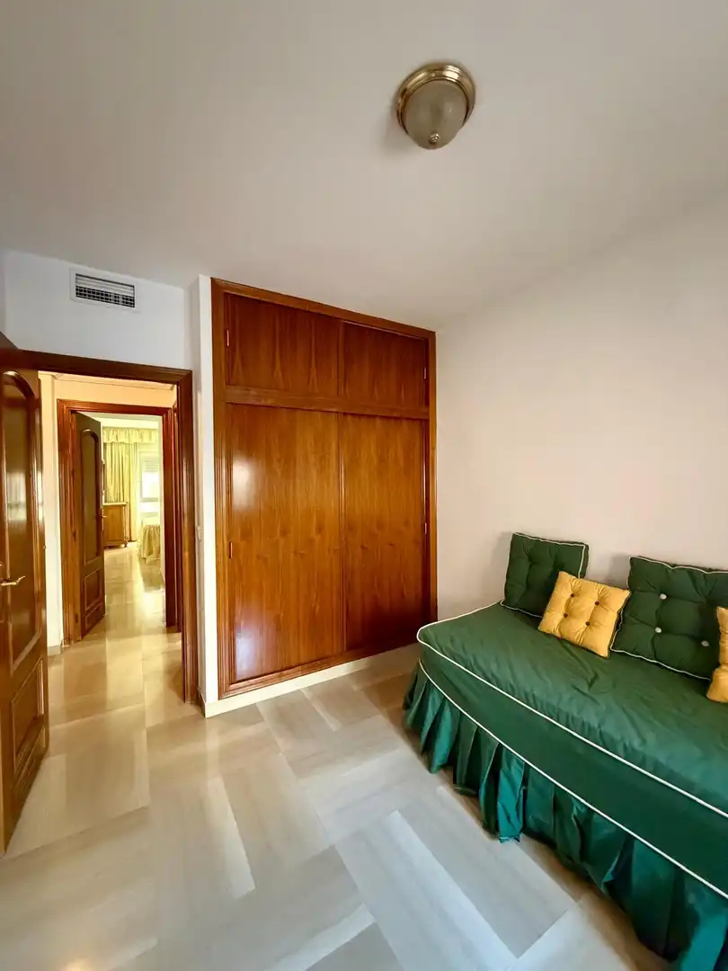 Habitación de Piso en venta en Córdoba con Calefacción, Trastero y Amueblado