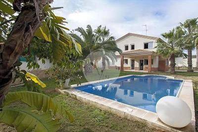 Casa-chalet en Alquiler en Gavina en San Antonio de Benagéber