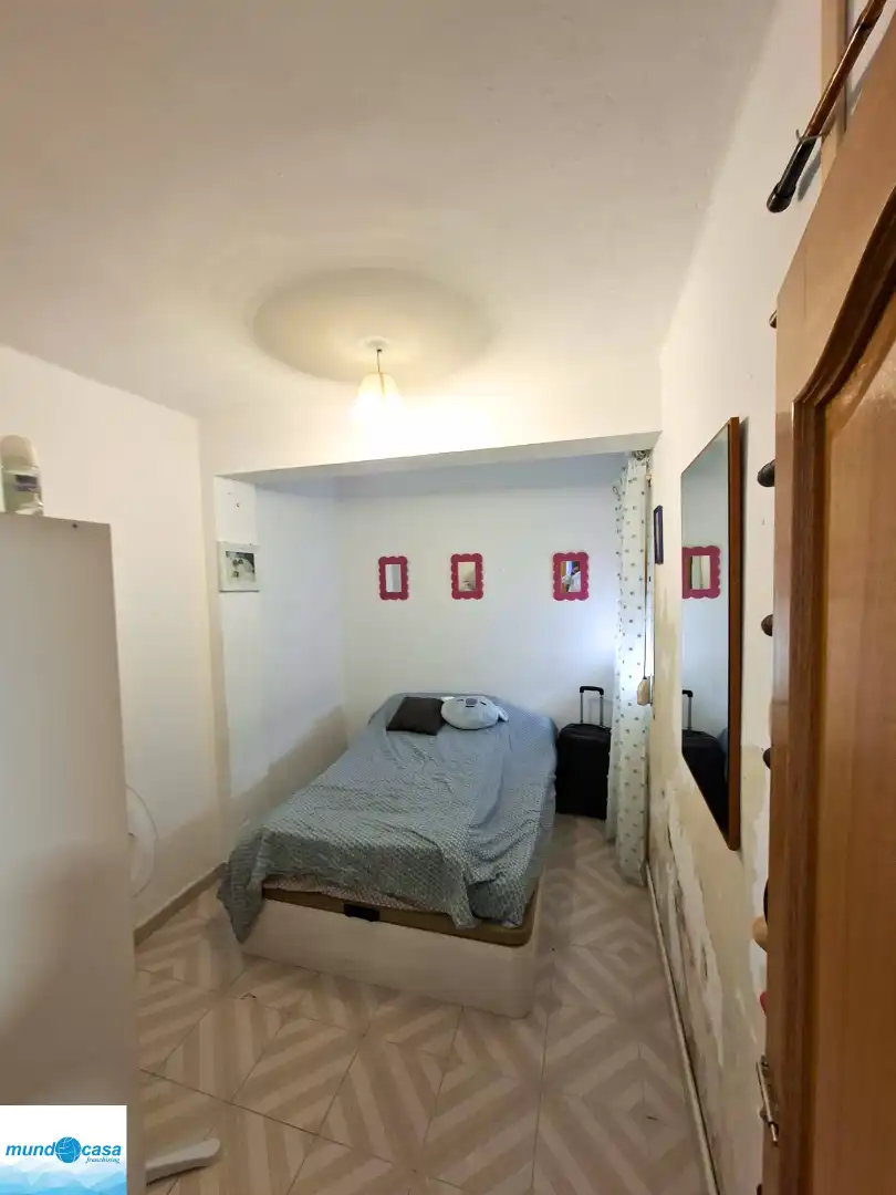 Habitación de Piso en venta en Zaragoza con Balcón