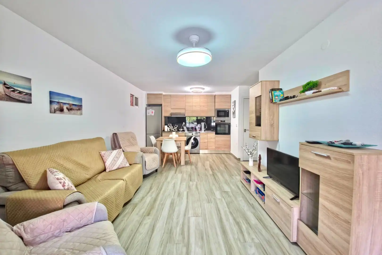 Living room of Flat for rent in Torrevieja  with Air Conditioner, Heating and Terrace