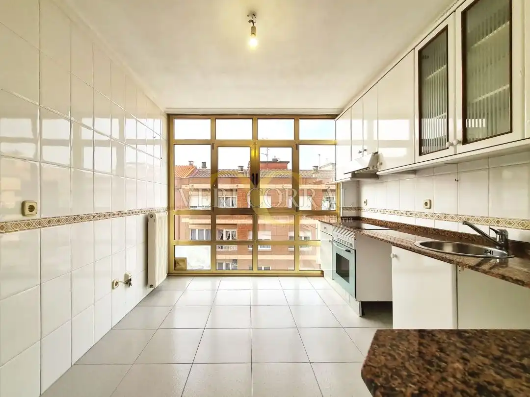Dúplex en venta en Avenida del Llano, Llano