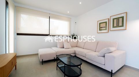 Foto 4 von Einfamilien-Reihenhaus zum Verkauf in Almoradí, Alicante