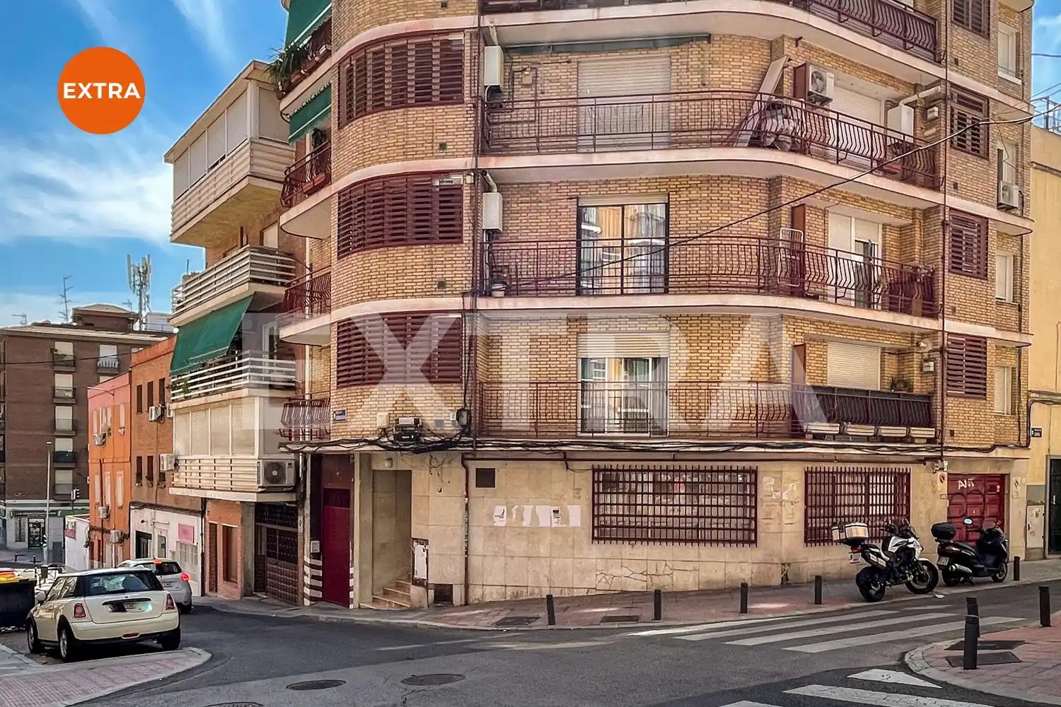 Vista exterior de Piso en venta en Madrid con Calefacción, Parquet y Terraza