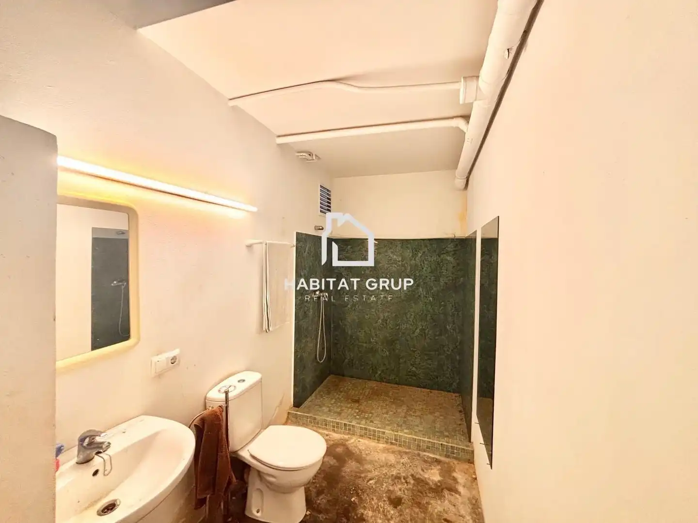 Bany de Casa o xalet en venda en Ciutadella de Menorca amb Aire condicionat, Jardí privat i Terrassa