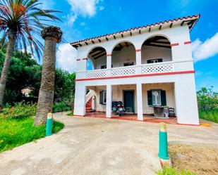 Country house for sale in Cala Blanca