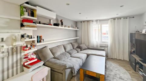 Foto 2 de Planta baixa en venda a De Santa Rafaela María del Sagrado Corazón, Entrevías, Madrid