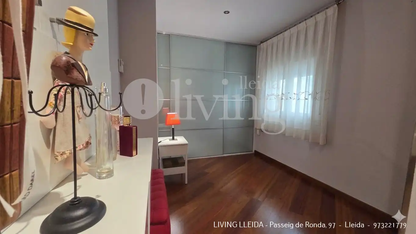 Wohnzimmer von Wohnung zum Verkauf in Lleida mit Klimaanlage, Heizung und Parkett