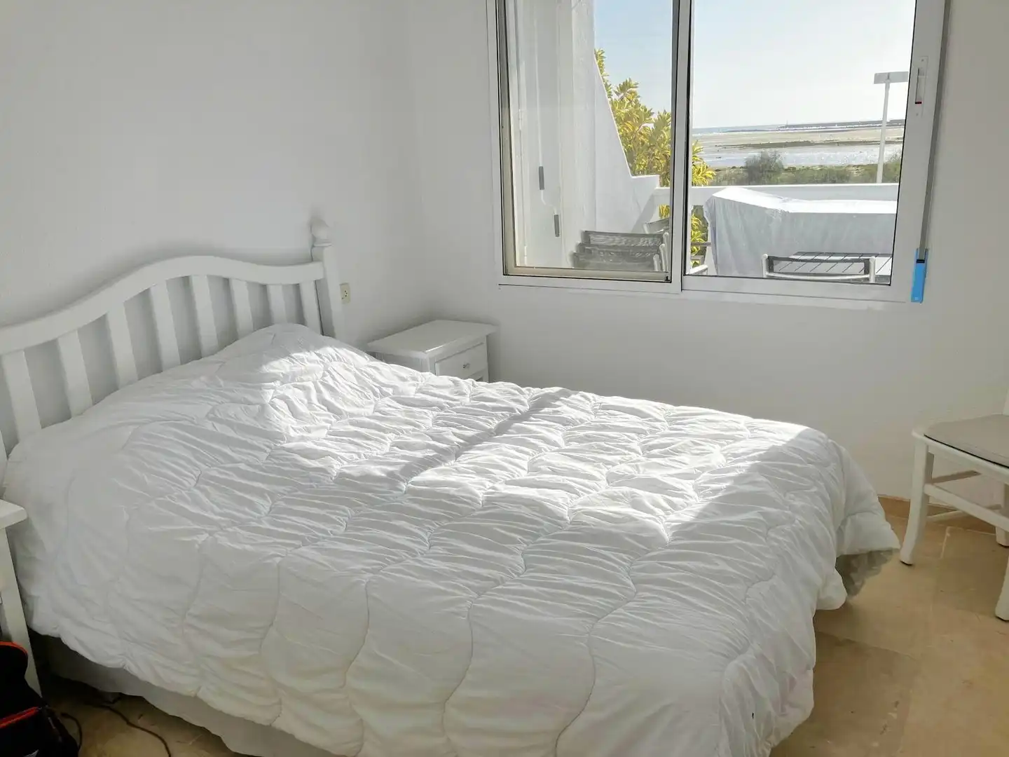 Dormitori de Casa adosada en venda en Isla Cristina amb Aire condicionat, Terrassa i Traster