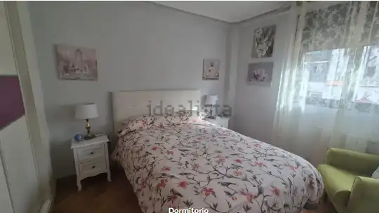 Habitación de Piso en venta en Madrid con Calefacción