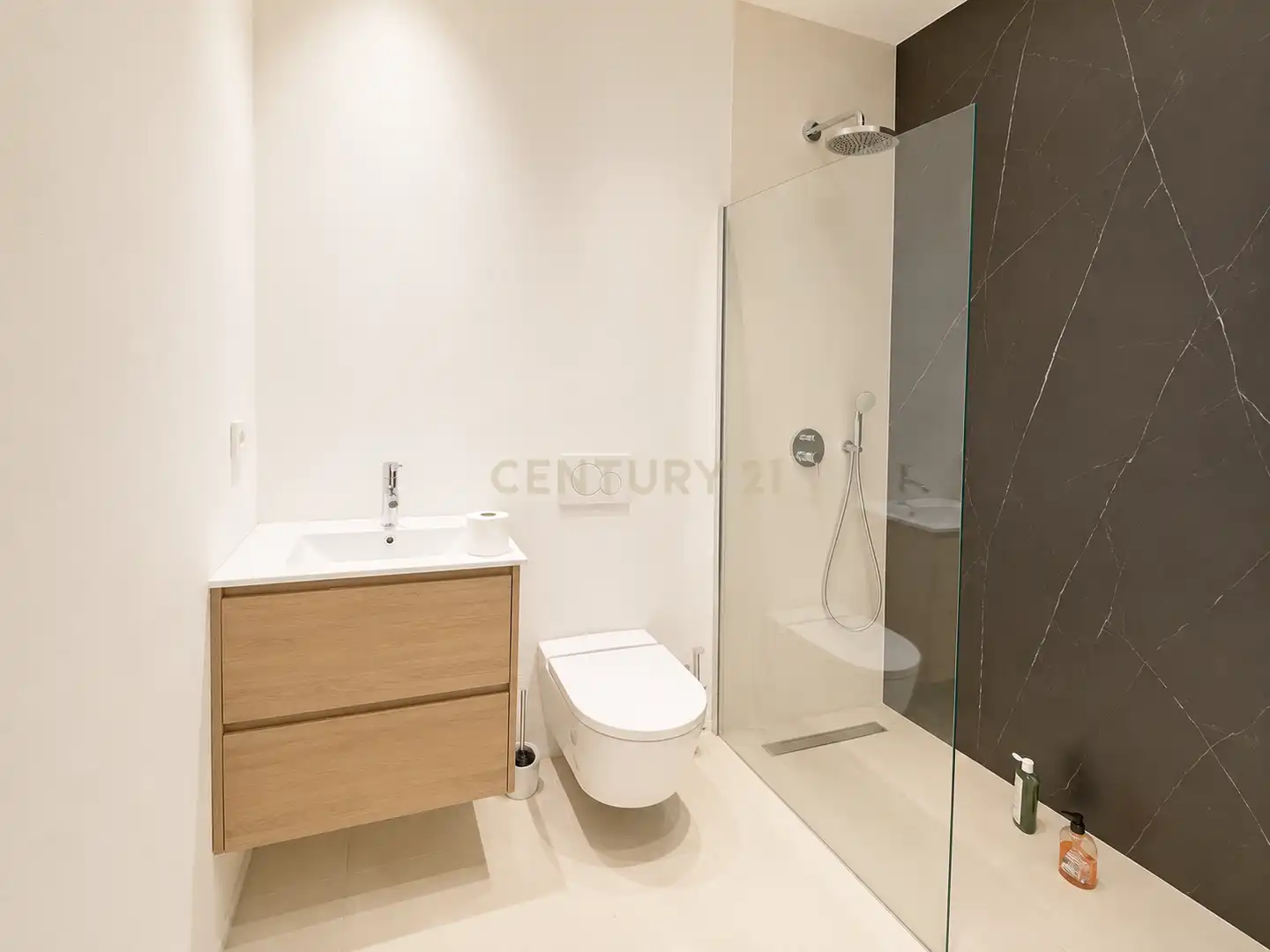 Bany de Casa o xalet de lloguer en Santa Eulària des Riu amb Aire condicionat, Jardí privat i Traster