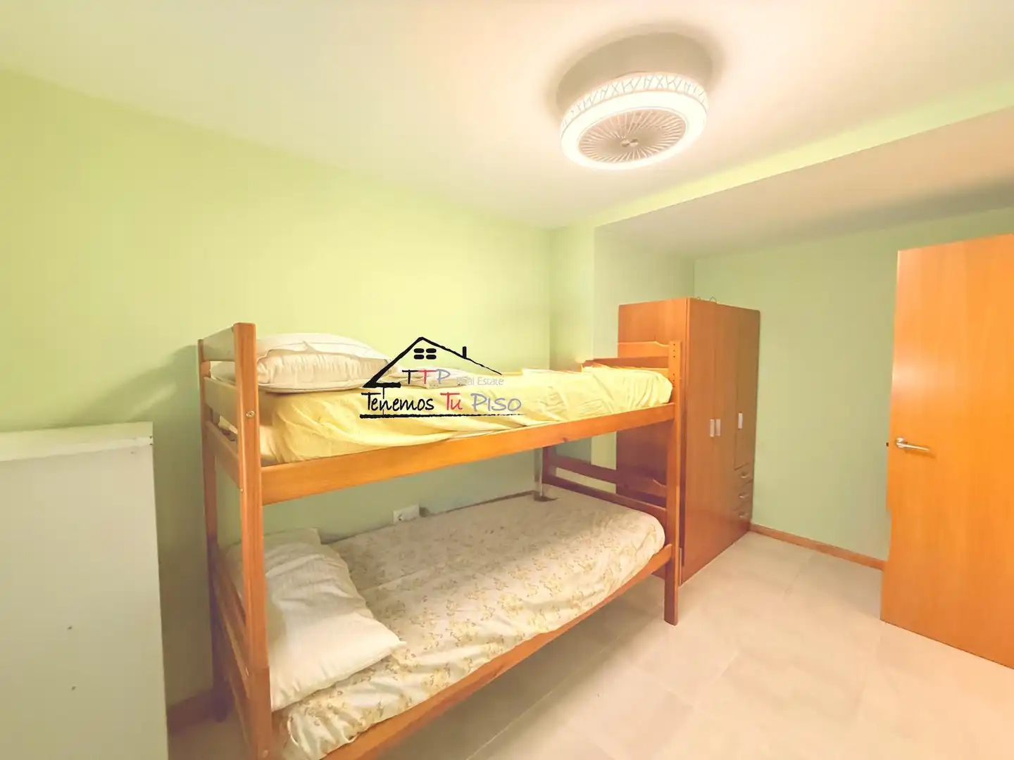 Dormitori de Apartament en venda en Benicarló amb Aire condicionat, Calefacció i Terrassa