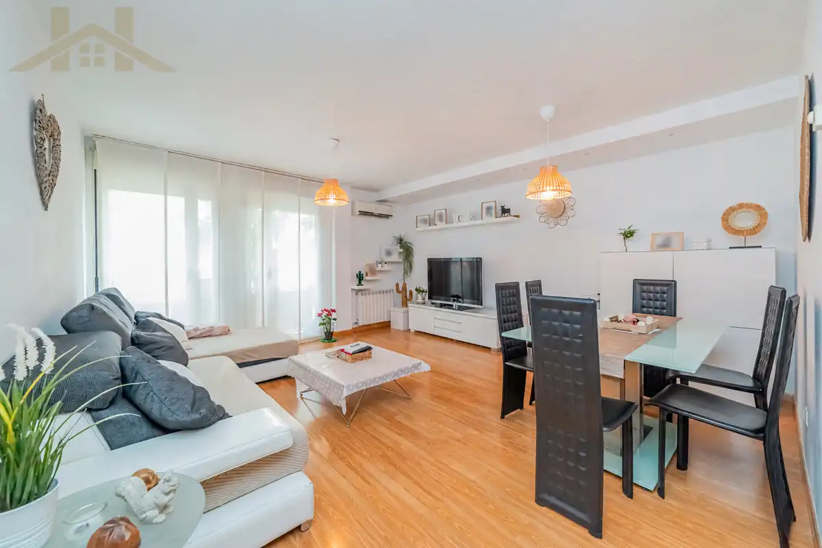 Wohnzimmer von Wohnung zum Verkauf in San Martín de la Vega mit Klimaanlage, Heizung und Terrasse