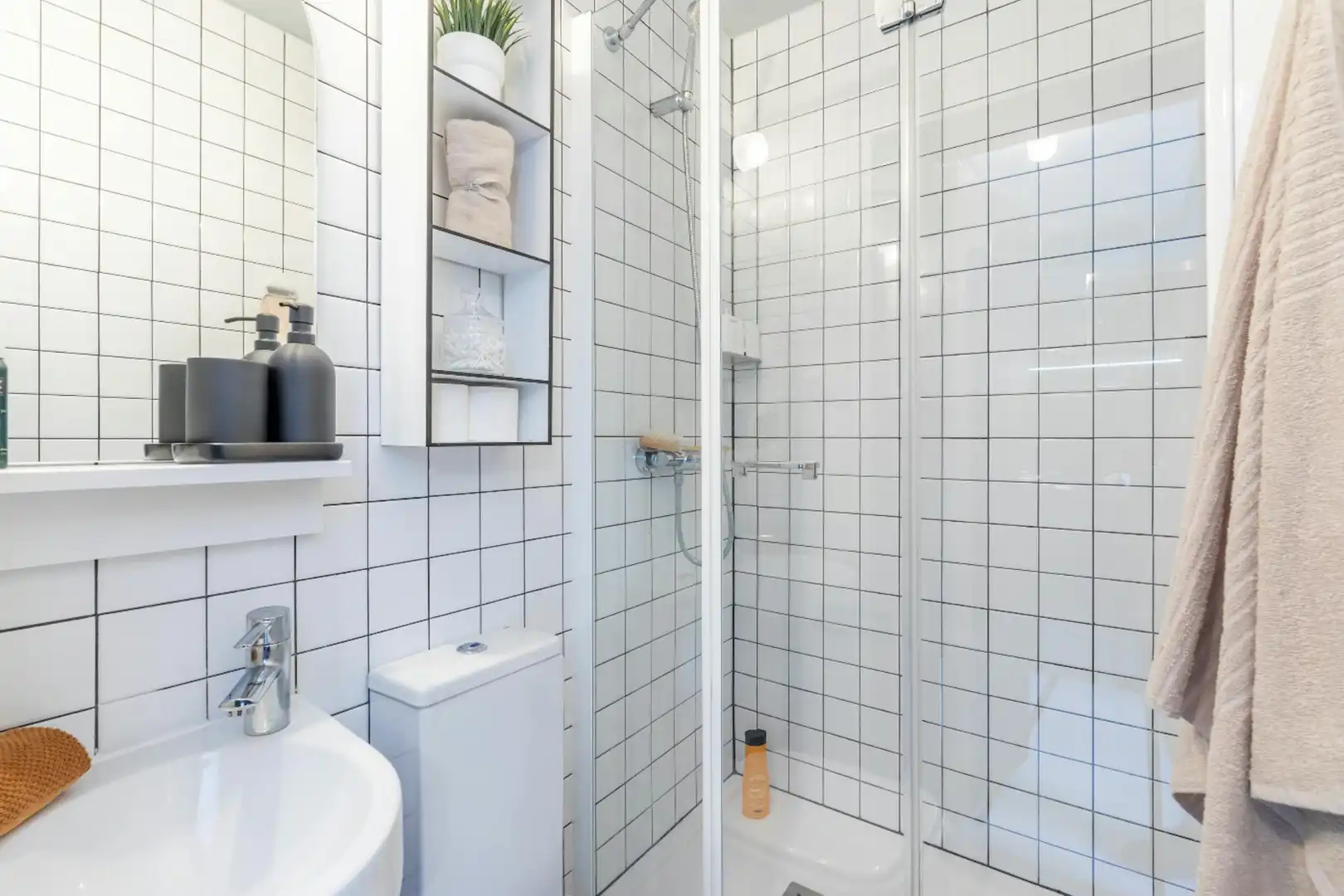 Badezimmer von Gebäude zur Miete in Barcelona