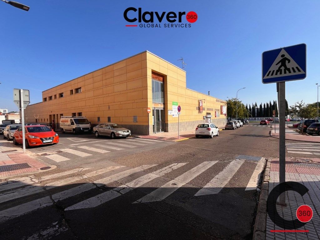 Vista exterior de Apartament en venda en Badajoz Capital