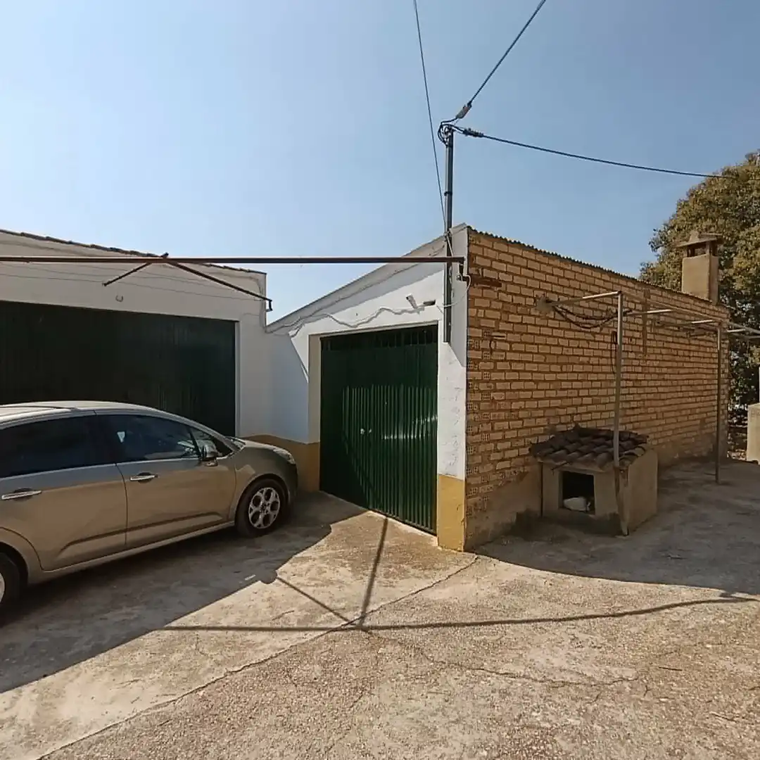 Vista exterior de Finca rústica en venta en Iznájar con Aire acondicionado, Calefacción y Jardín privado