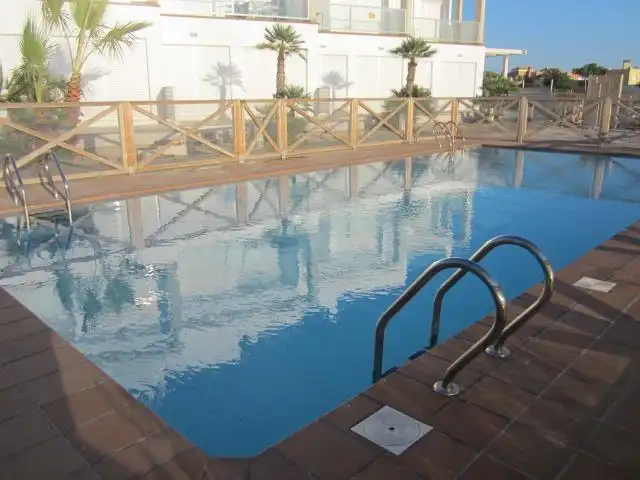 Piscina de Apartamento en venta en La Manga del Mar Menor con Aire acondicionado, Calefacción y Terraza