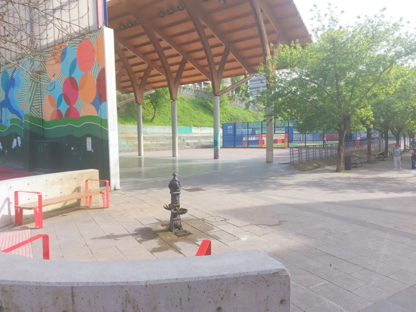 Vista exterior de Piso en venta en Otxarkoaga - Txurdinaga