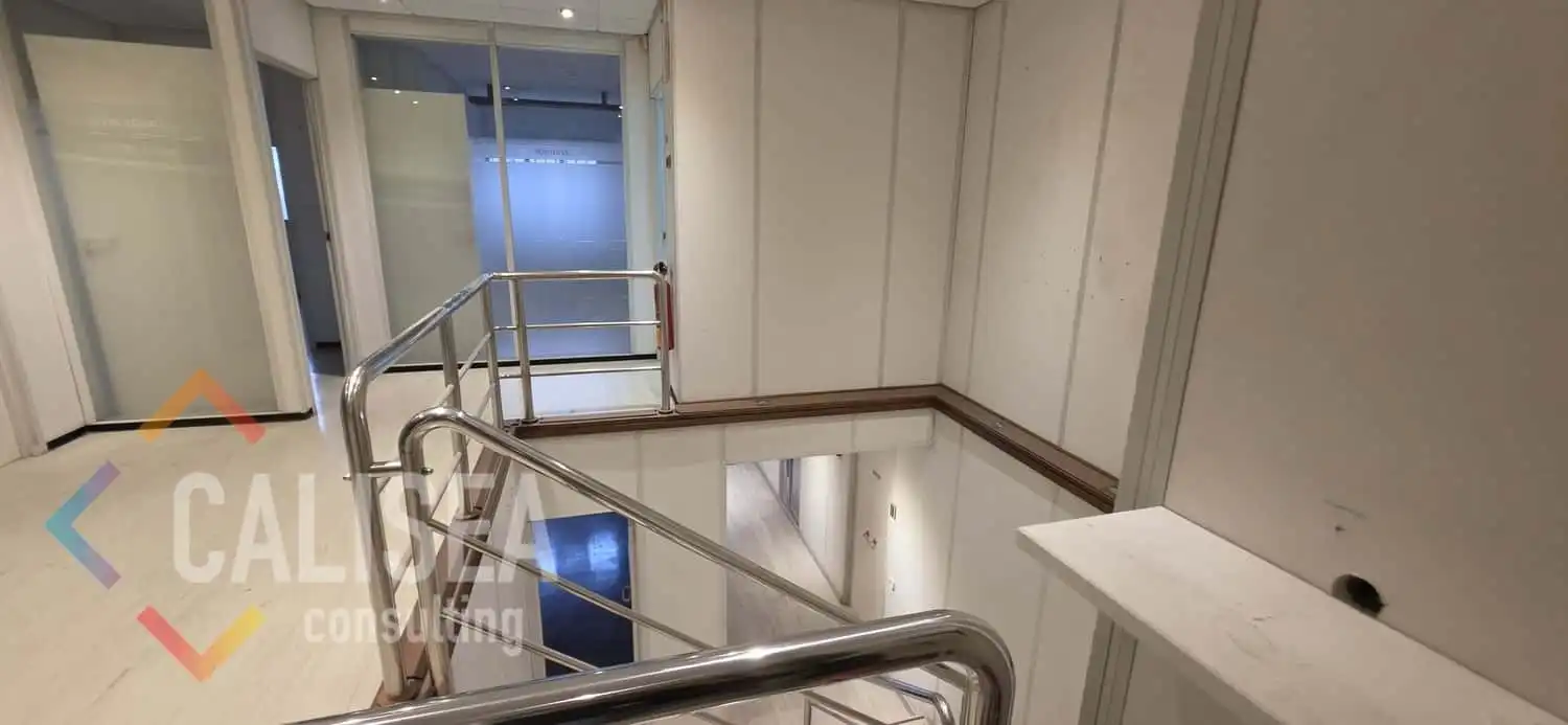 Nave industrial de alquiler en Sabadell