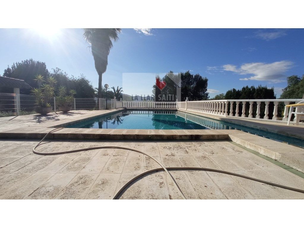 Swimming pool of Country house for sale in La Llosa de Ranes
