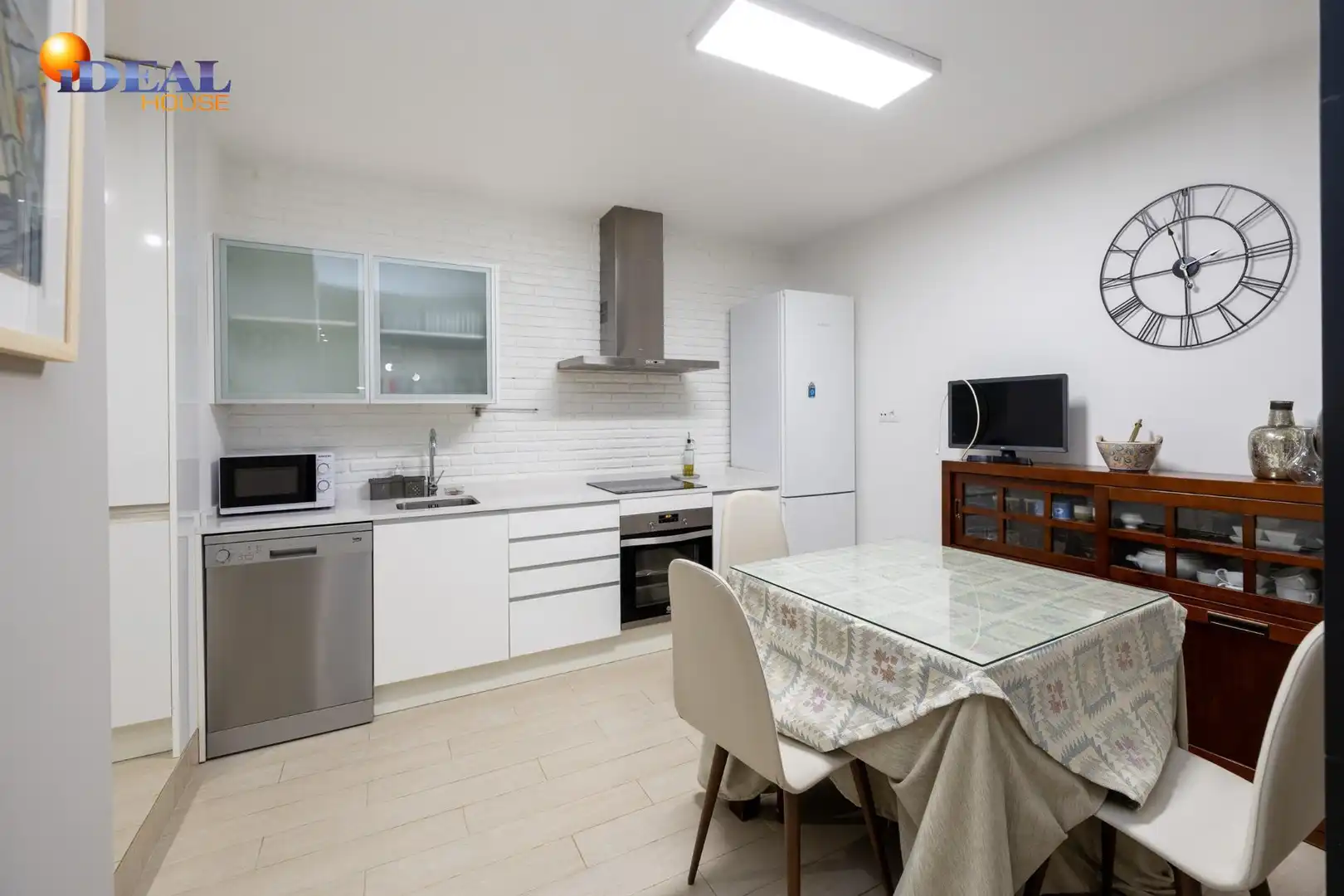 Piso con ascensor en venta en Calle PEDRO ANTONIO DE ALARCON 9, imagen 4