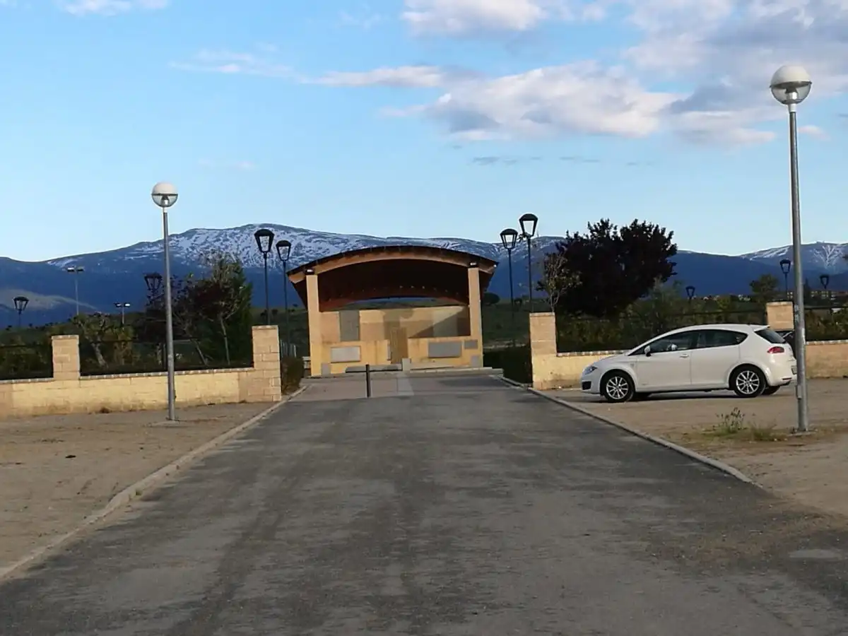 Terreni e lotti in vendita a La Lastrilla, imagen 30
