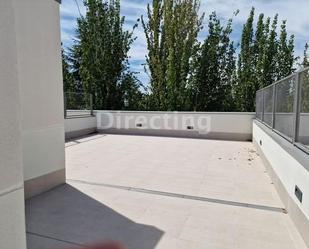 Terrassa de Àtic en venda en  Madrid Capital amb Aire condicionat, Jardí privat i Terrassa