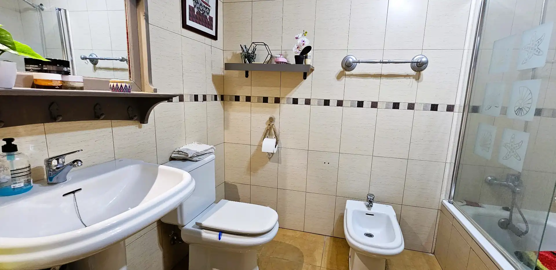 Bany de Dúplex en venda en Totana amb Terrassa, Traster i Moblat
