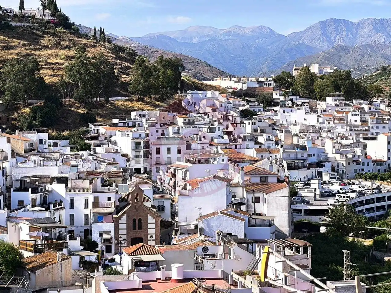 Vista exterior de Casa adosada en venta en Torrox con Terraza y Amueblado
