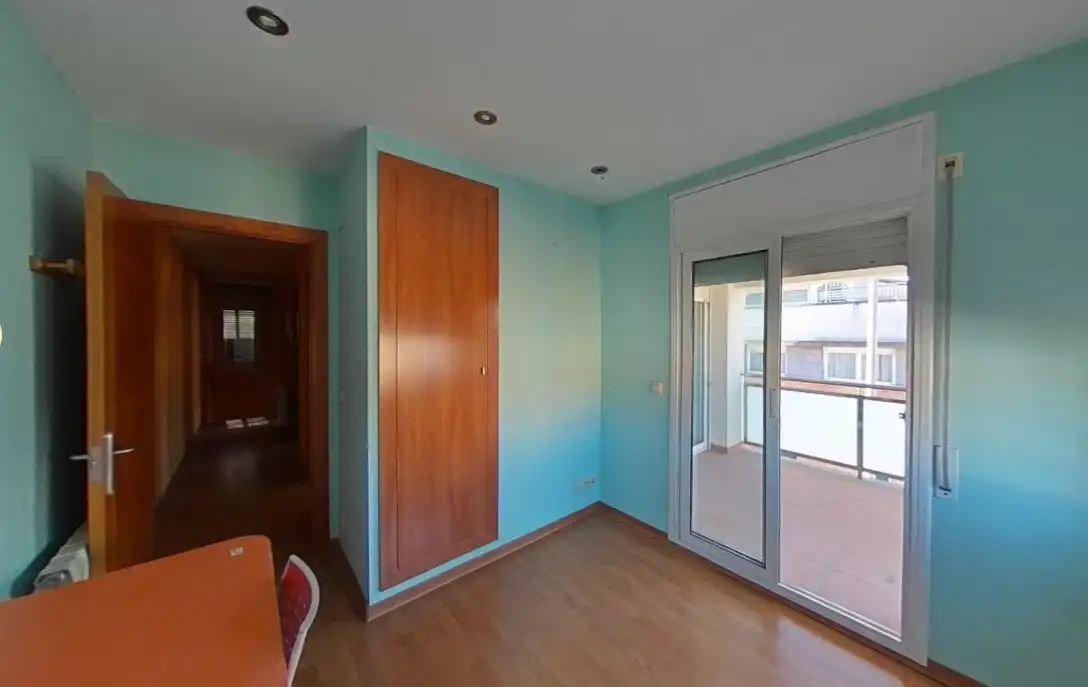 Bedroom of Detached homes for sale in Olot  with Balcony