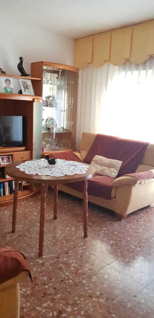 Sala d'estar de Casa o xalet en venda en  Albacete Capital amb Calefacció i Balcó